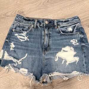 American Eagle Outfitters Blue Distressed Jean Shorts size 4